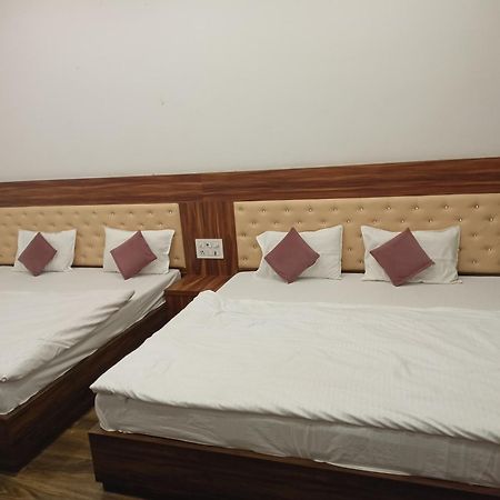 Shyam Stay Inn Govardhan Exterior photo